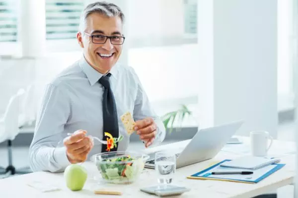 Firmenfitness Bremen Gesunde Ernährung am Arbeitsplatz